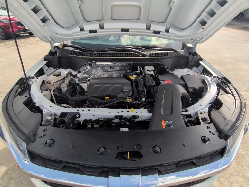 Thumbnail: 2025 Chevrolet Trax - 34