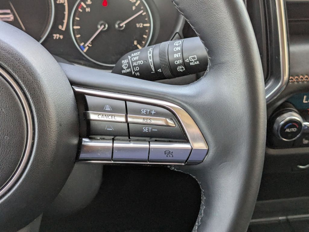 Thumbnail: 2025 Mazda CX-50 - 17