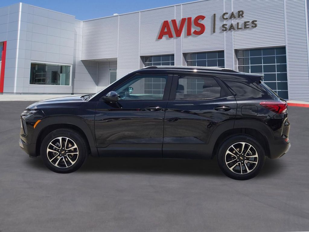 Thumbnail: 2025 Chevrolet TrailBlazer - 10