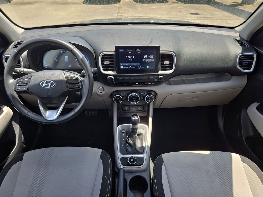 Thumbnail: 2025 Hyundai Venue - 25