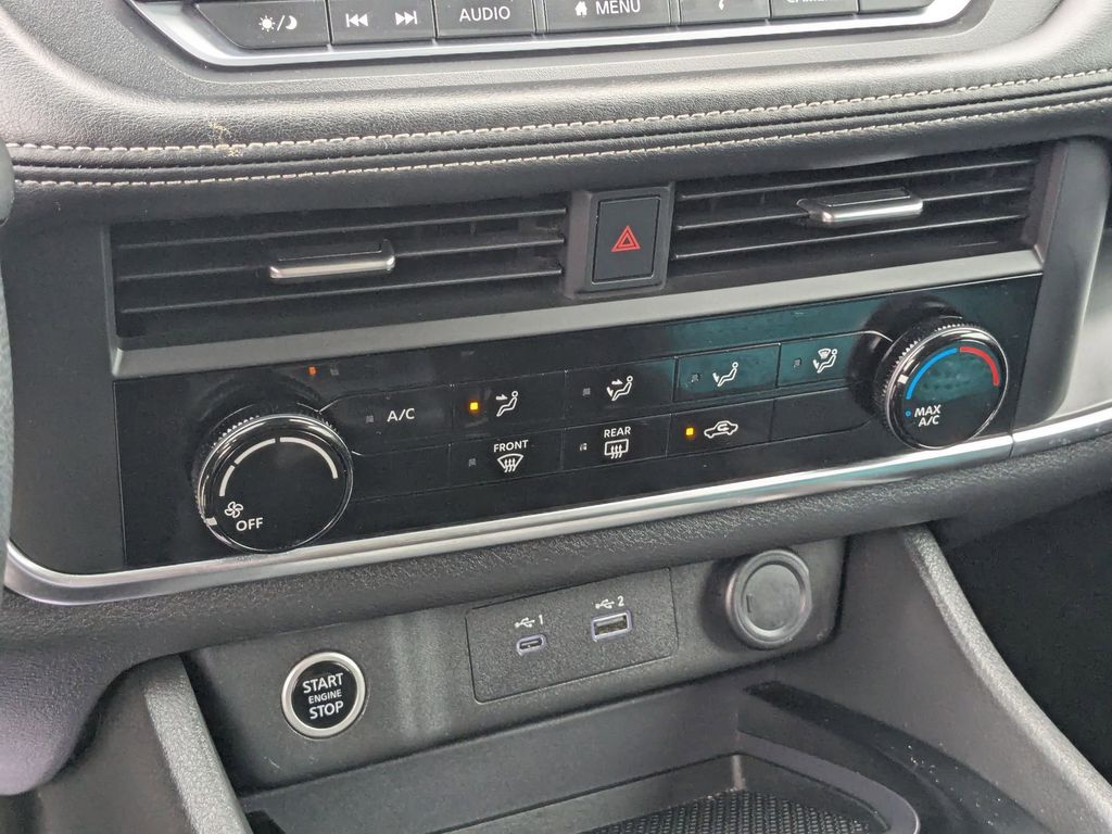 Thumbnail: 2023 Nissan Rogue - 22