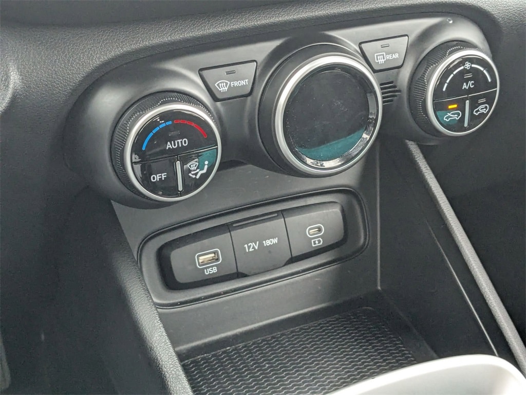 Thumbnail: 2025 Hyundai Venue - 22