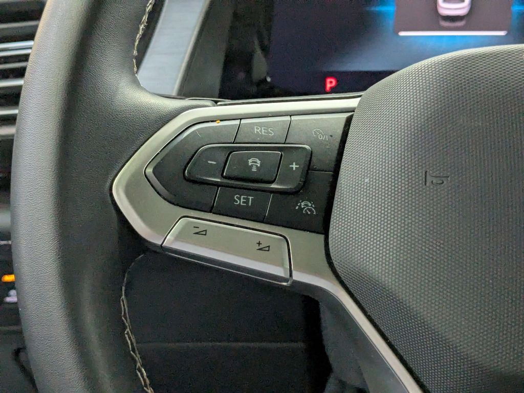 Thumbnail: 2025 Volkswagen Atlas - 14