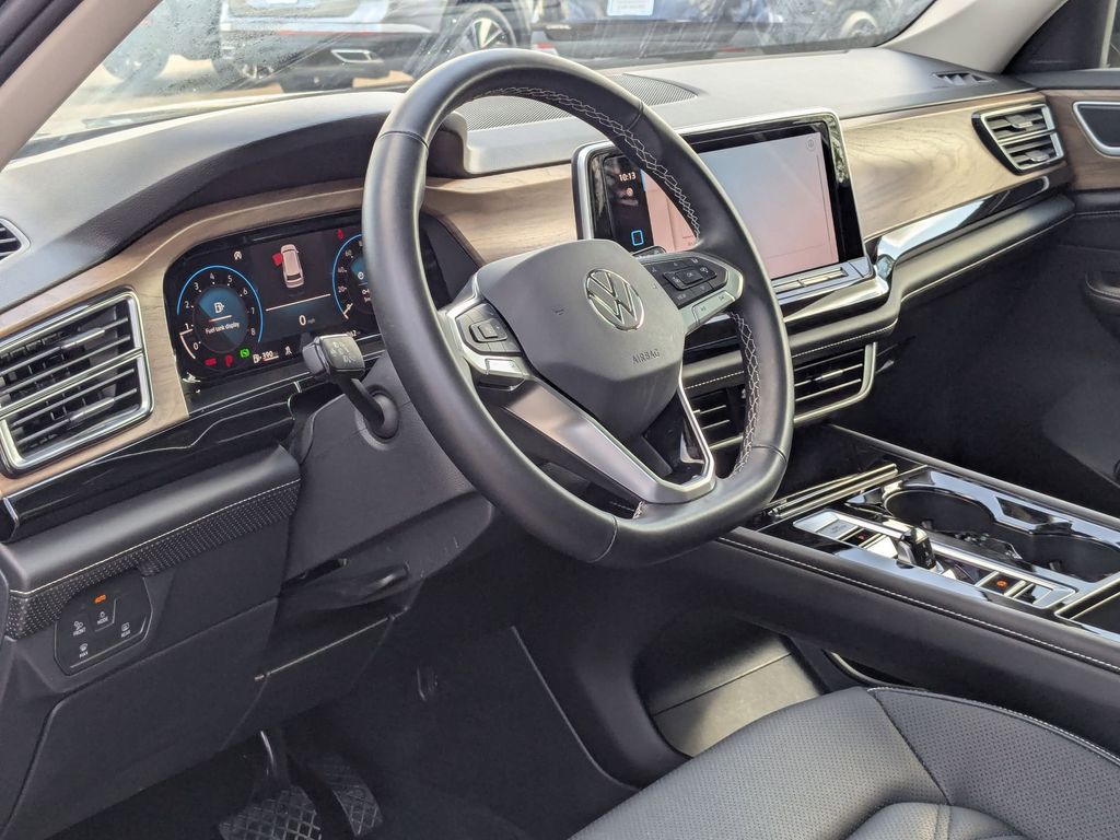 Thumbnail: 2025 Volkswagen Atlas - 14