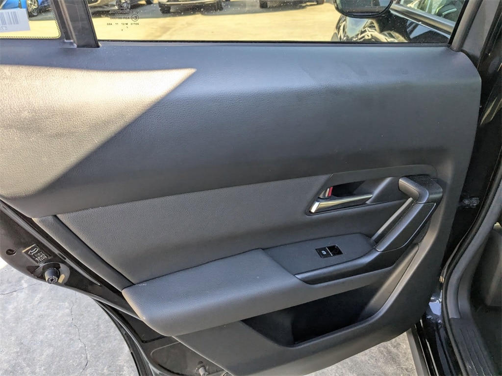 Thumbnail: 2025 Mazda CX-50 - 24