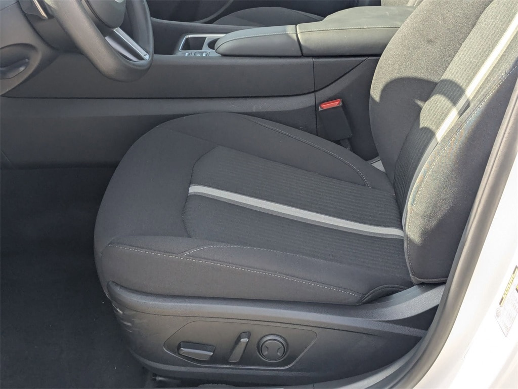 Thumbnail: 2025 Hyundai Sonata - 23