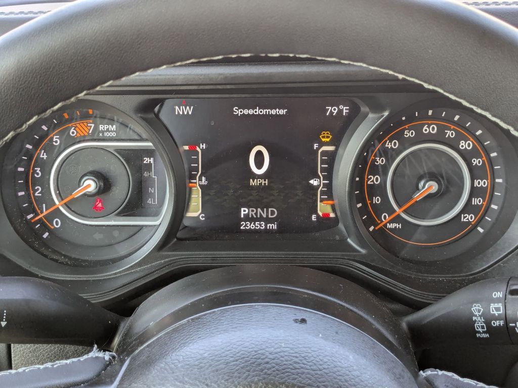 Thumbnail: 2025 Jeep Wrangler - 18