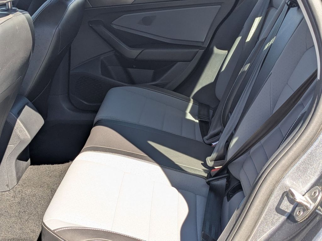 Thumbnail: 2025 Volkswagen Jetta - 26