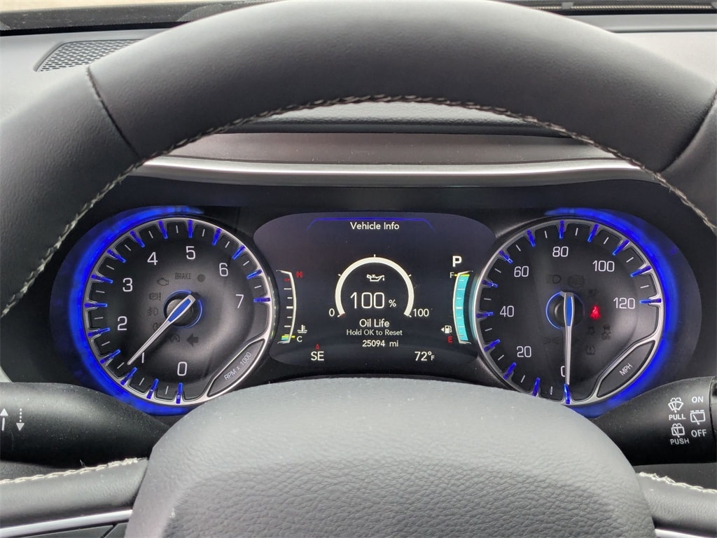 Thumbnail: 2025 Chrysler Pacifica - 6