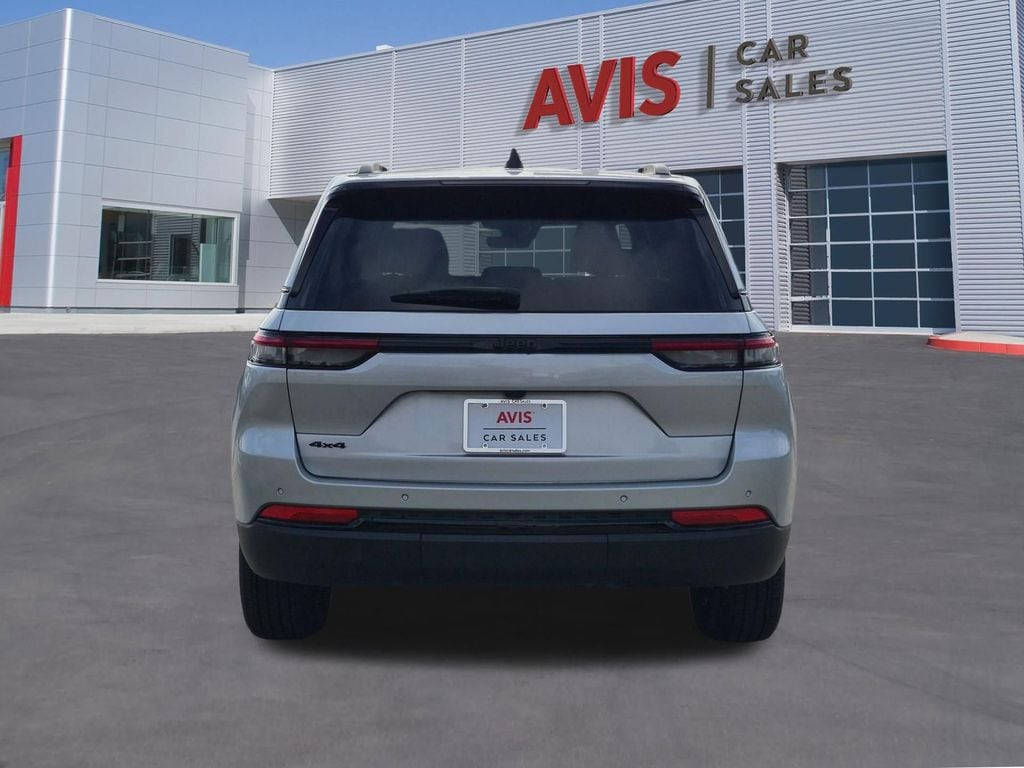 Thumbnail: 2025 Jeep Grand Cherokee - 7