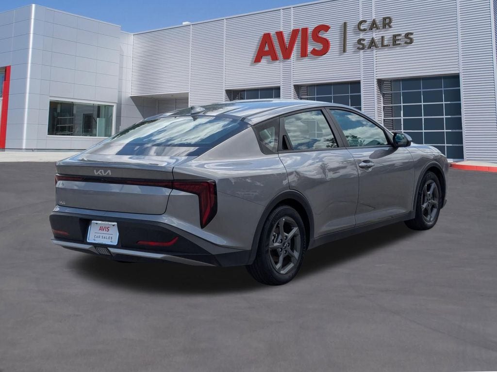 Thumbnail: 2025 Kia K4 - 6