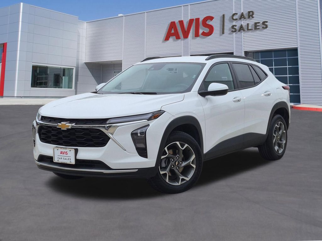 2025 Chevrolet Trax LT's photo