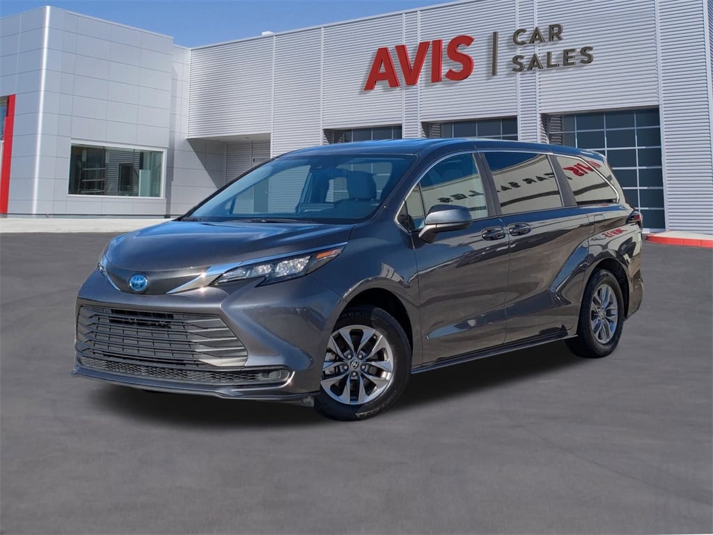 Thumbnail: 2025 Toyota Sienna - 1