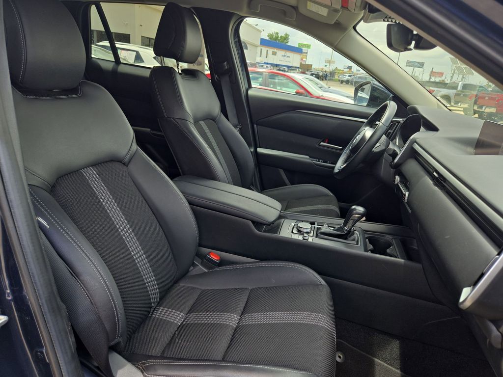 Thumbnail: 2025 Mazda CX-50 - 30