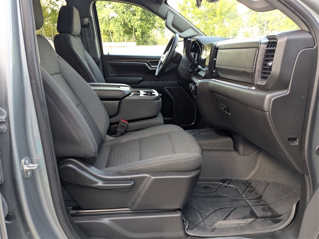 Thumbnail: 2024 Chevrolet Silverado 1500 - 29