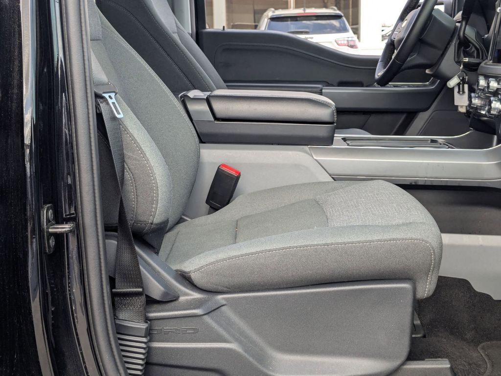 Thumbnail: 2025 Ford F-150 - 30