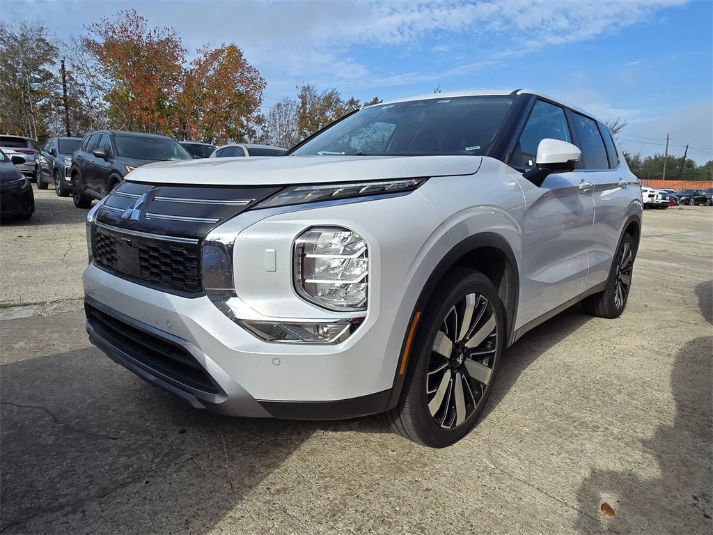 2025 Mitsubishi Outlander