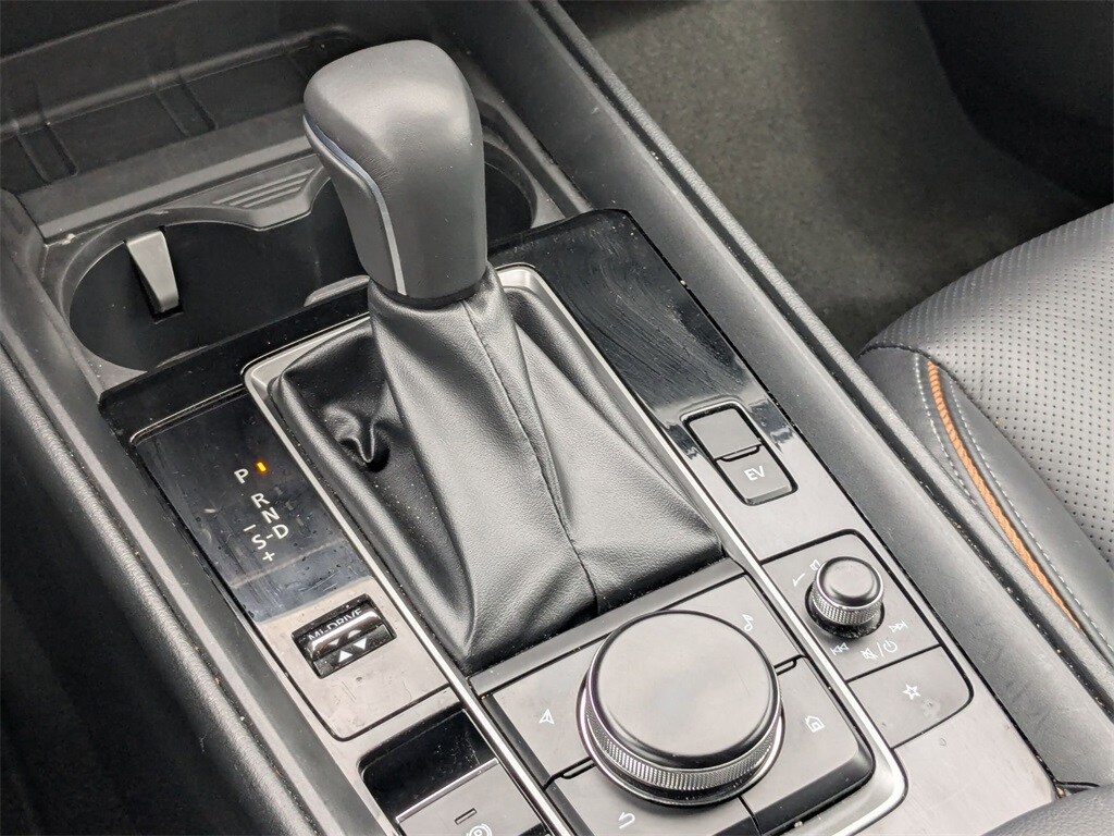 Thumbnail: 2025 Mazda CX-50 - 19