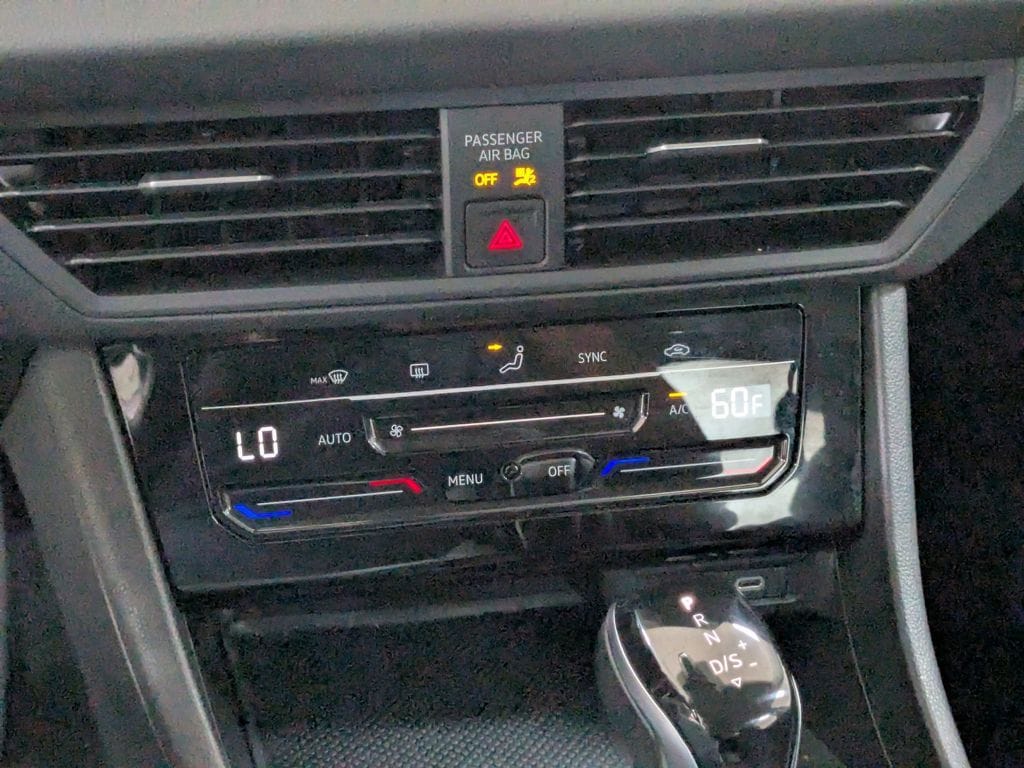 Thumbnail: 2025 Volkswagen Jetta - 21