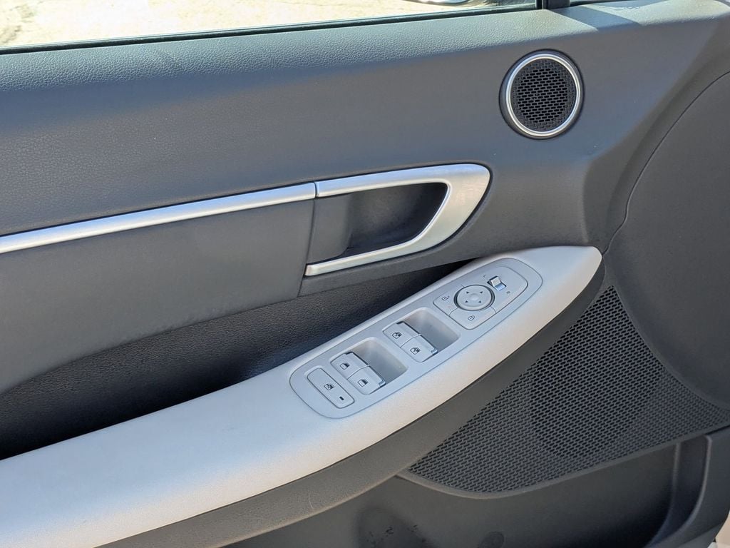 Thumbnail: 2025 Hyundai Sonata - 13