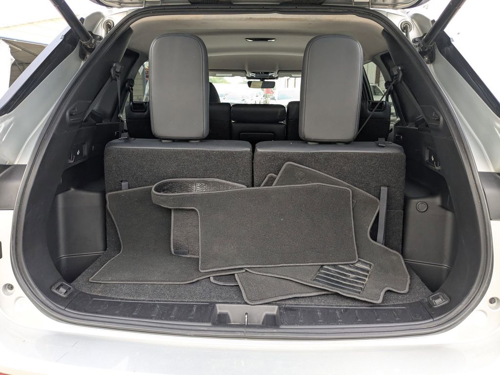 Thumbnail: 2025 Mitsubishi Outlander - 28