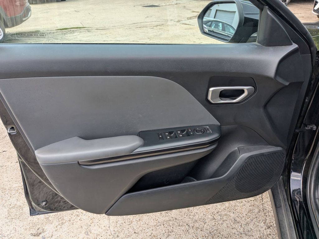 Thumbnail: 2025 Kia K4 - 11