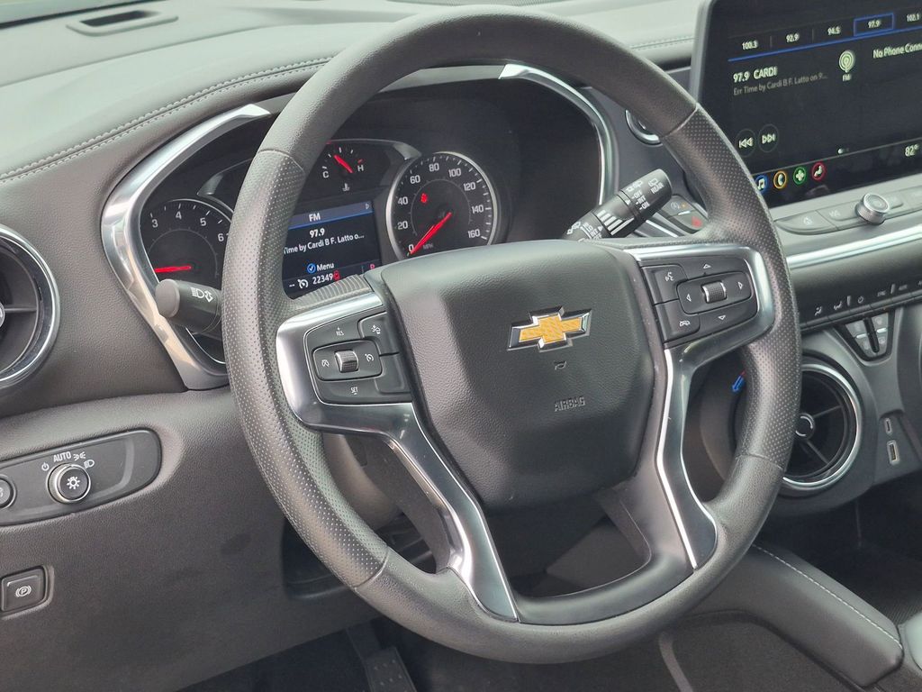 Thumbnail: 2025 Chevrolet Blazer - 15
