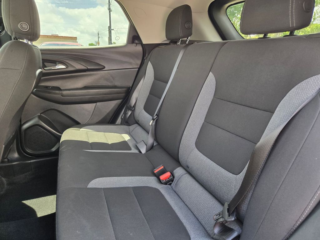 Thumbnail: 2025 Chevrolet TrailBlazer - 23