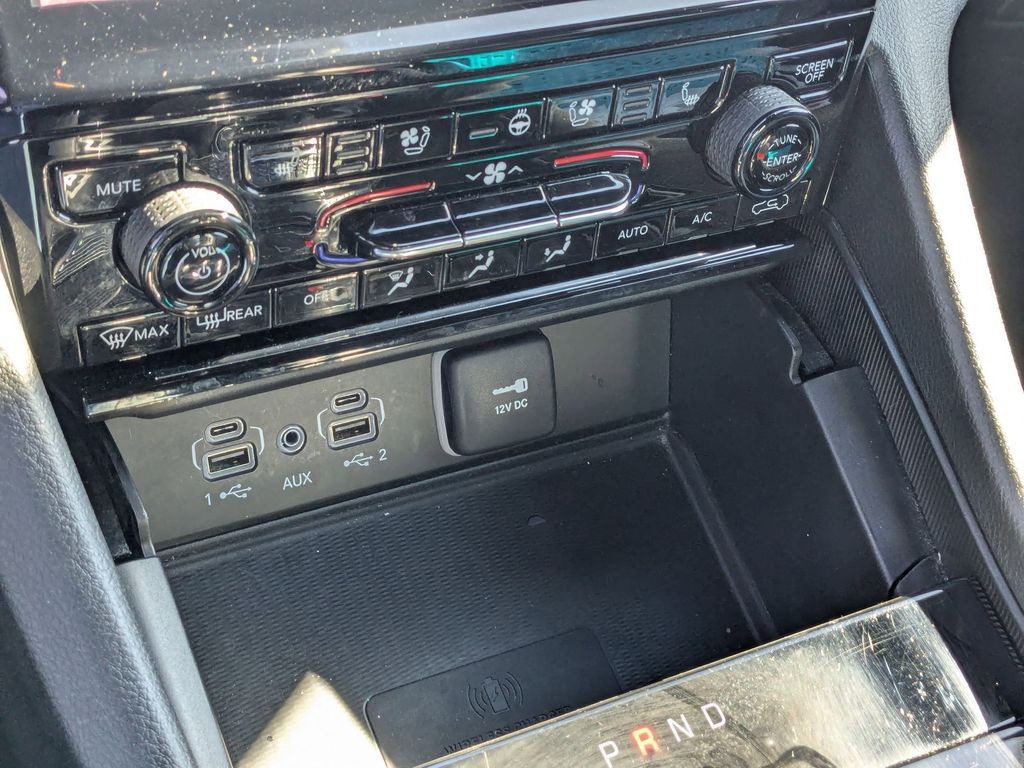 Thumbnail: 2024 Jeep Grand Cherokee L - 21