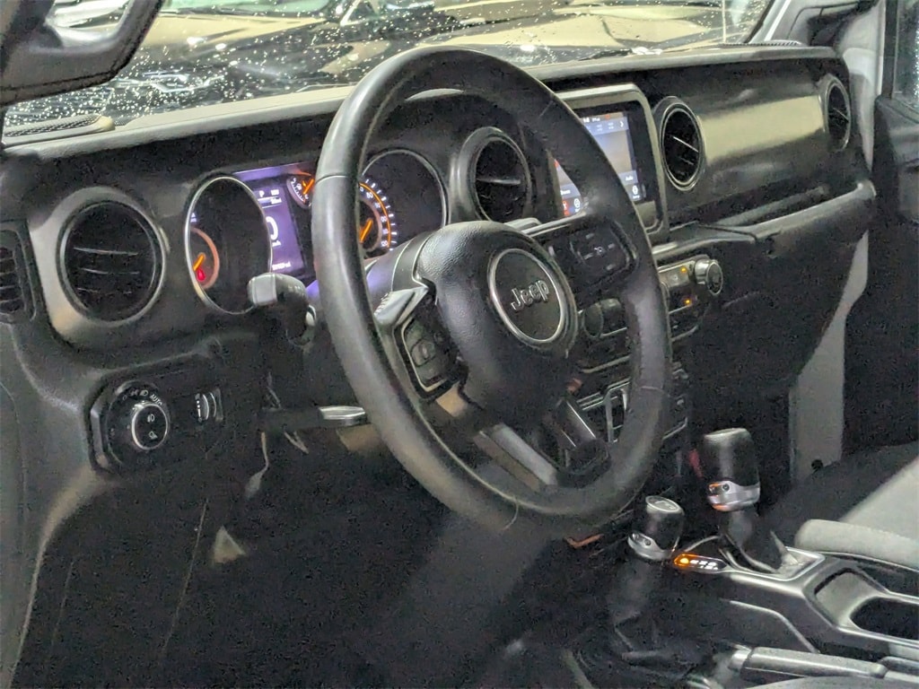 Thumbnail: 2023 Jeep Gladiator - 14