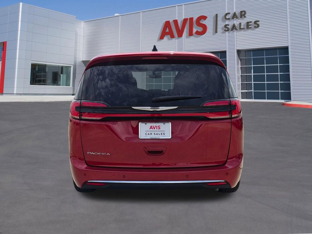 Thumbnail: 2025 Chrysler Pacifica - 7