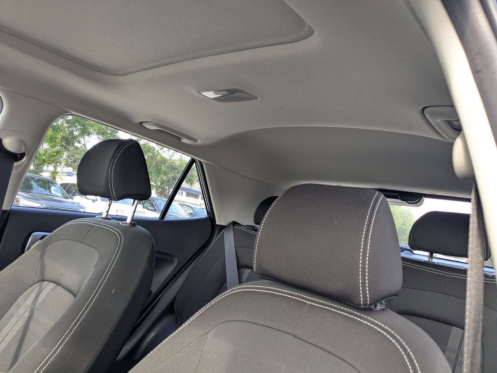 Thumbnail: 2025 Hyundai Venue - 21