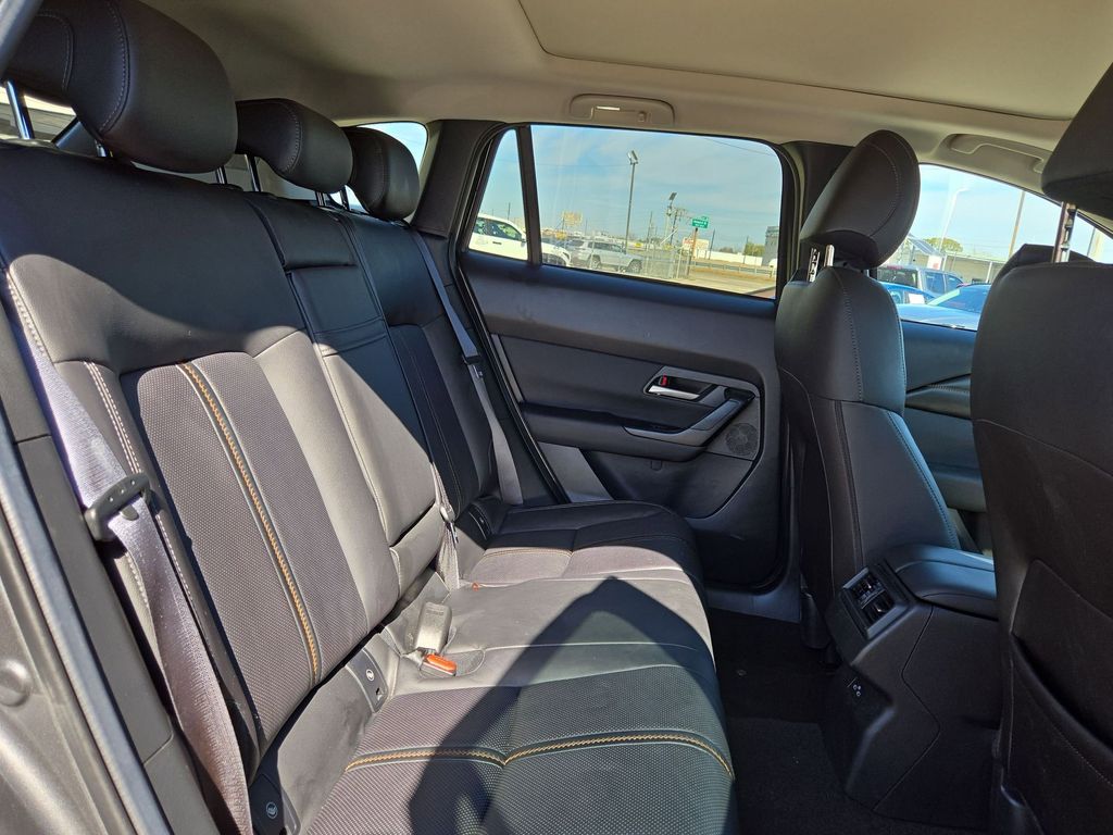 Thumbnail: 2025 Mazda CX-50 - 32