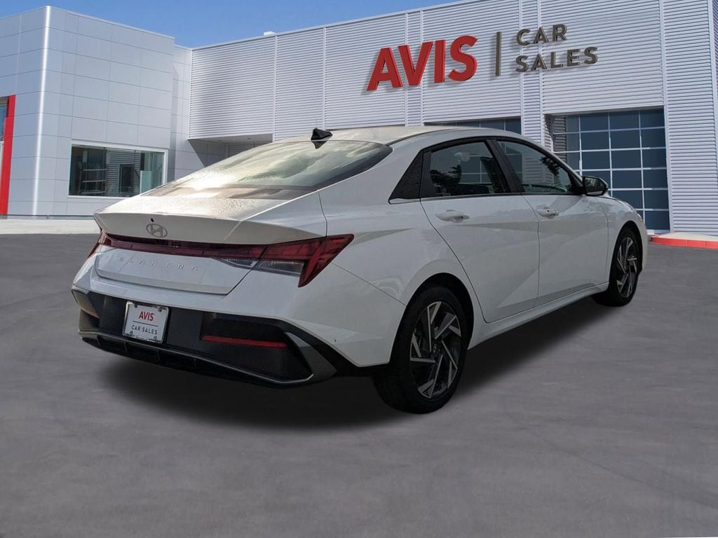 Thumbnail: 2025 Hyundai Elantra - 6