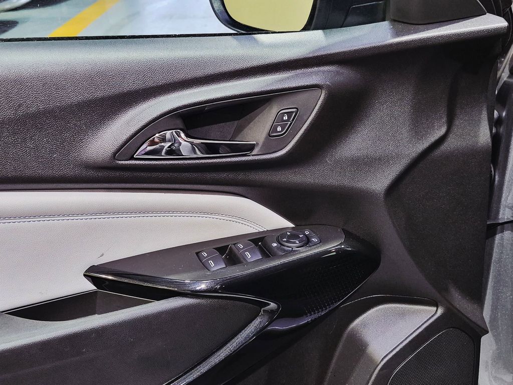 Thumbnail: 2025 Chevrolet Trax - 13