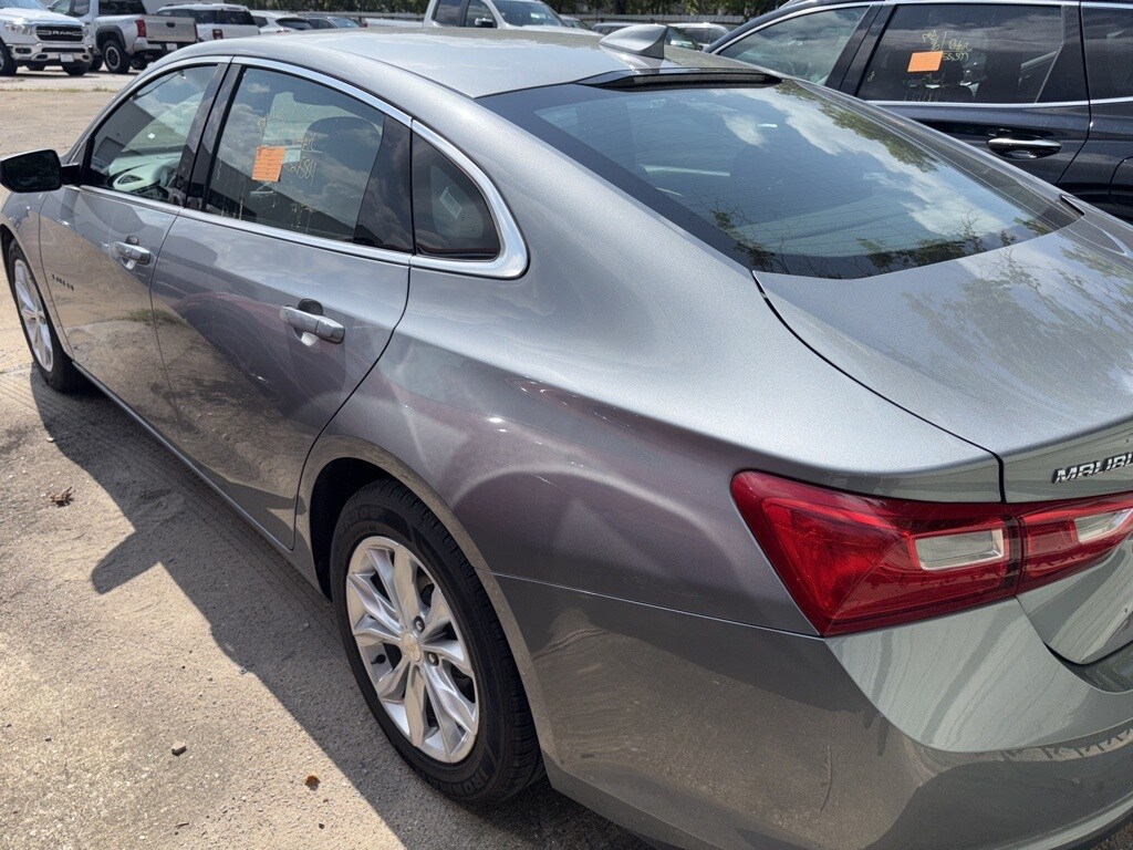 Thumbnail: 2023 Chevrolet Malibu - 5