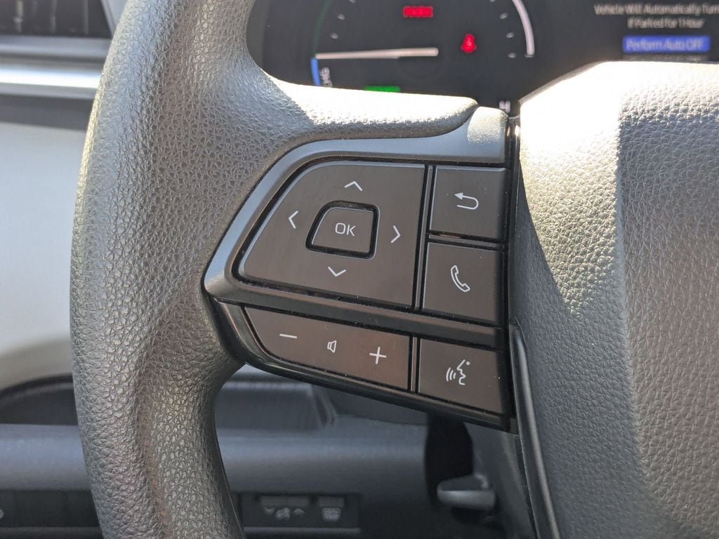 Thumbnail: 2025 Toyota Sienna - 16