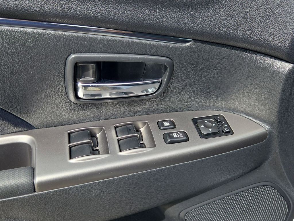 Thumbnail: 2025 Mitsubishi Outlander Sport - 13