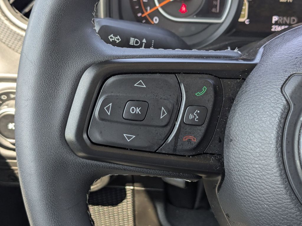 Thumbnail: 2025 Jeep Wrangler - 16