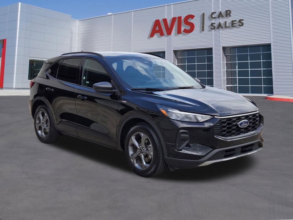 Thumbnail: 2025 Ford Escape - 3