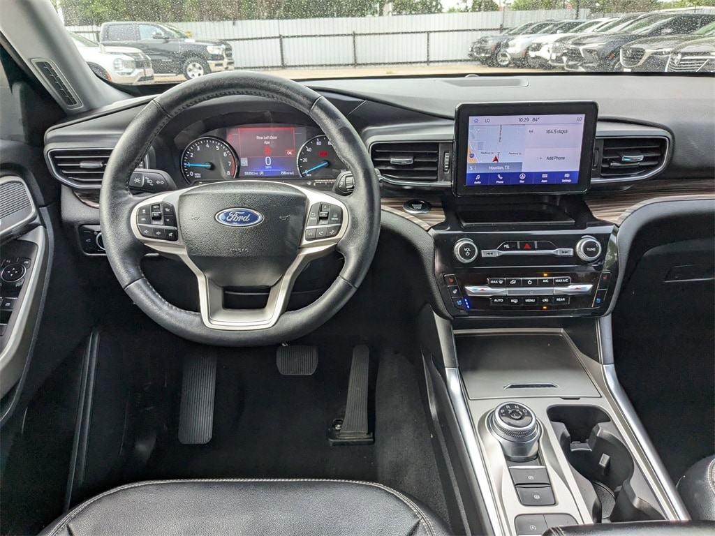 2023 Ford Explorer Limited 28