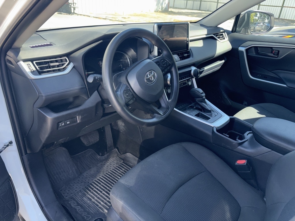 Thumbnail: 2025 Toyota RAV4 - 7