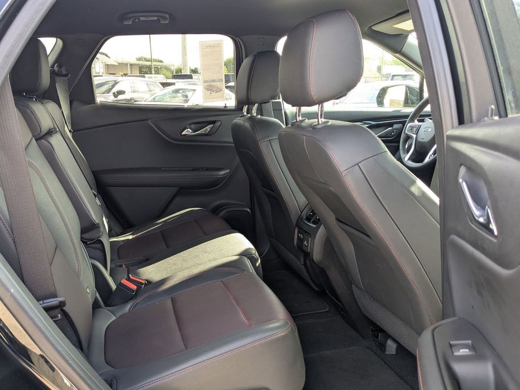 Thumbnail: 2025 Chevrolet Blazer - 27