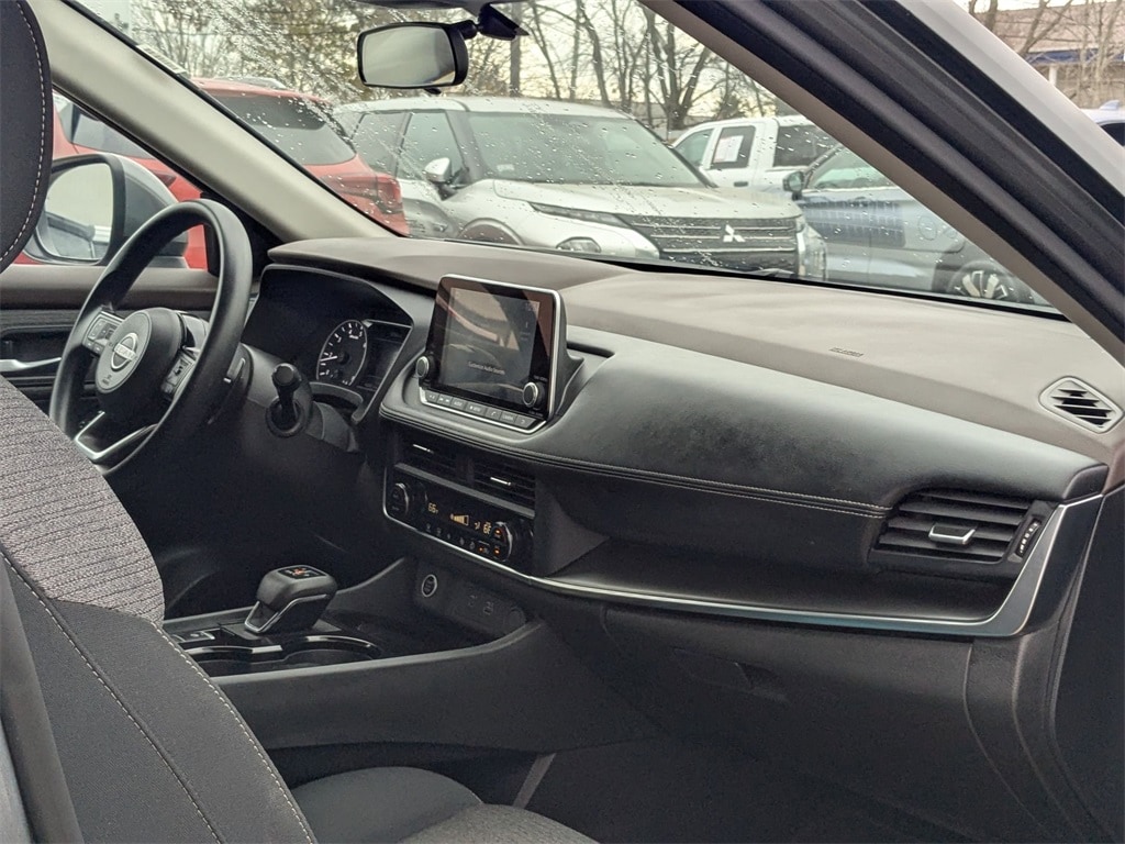 Thumbnail: 2023 Nissan Rogue - 31