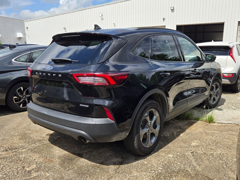 Thumbnail: 2025 Ford Escape - 3