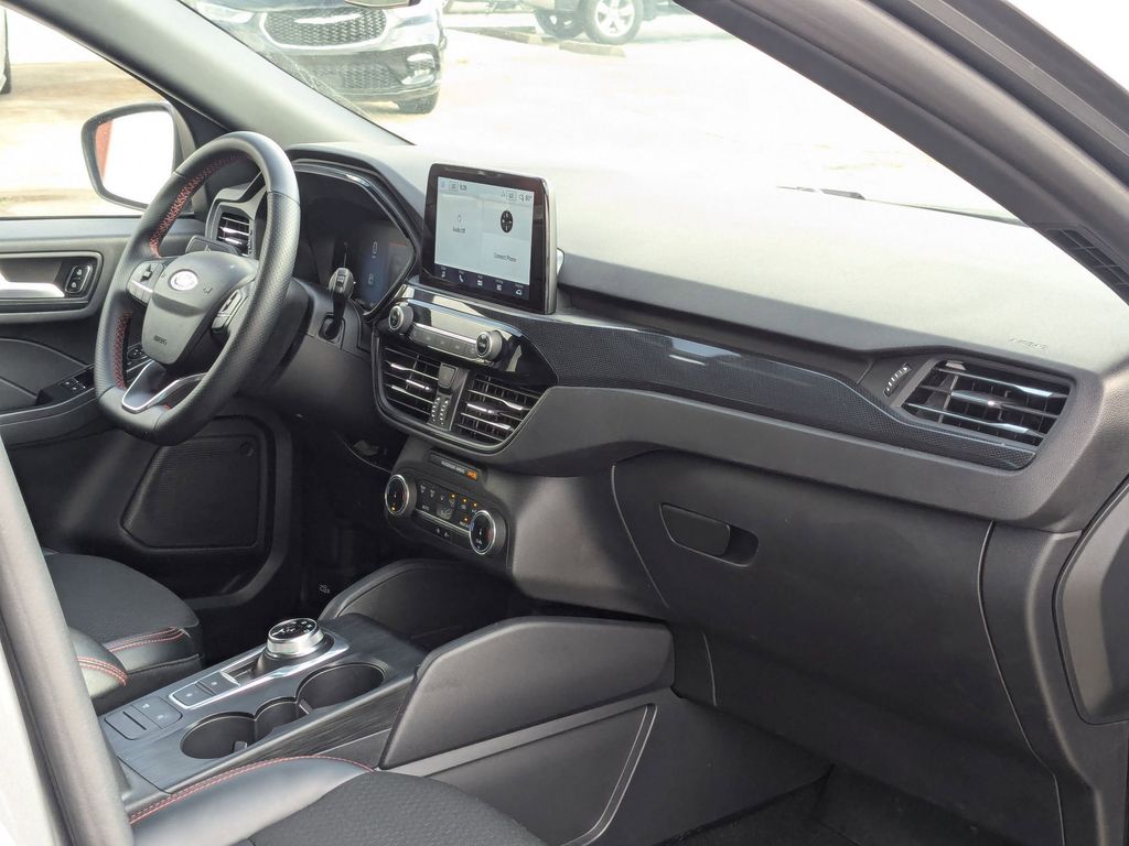 Thumbnail: 2025 Ford Escape - 27