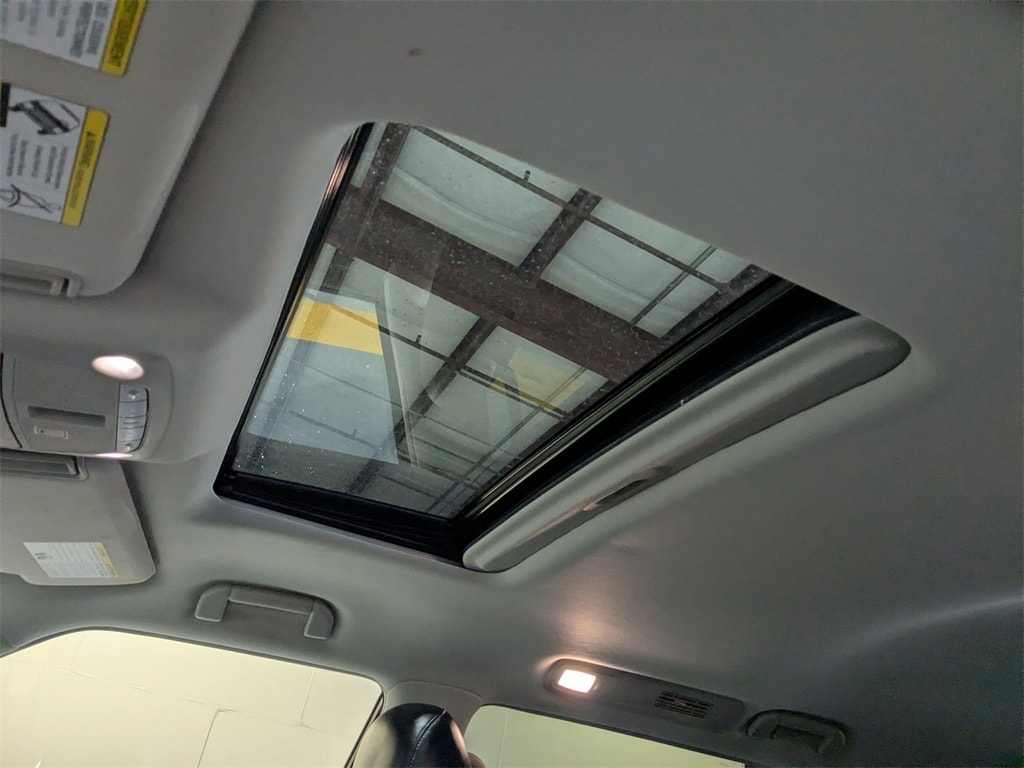 Thumbnail: 2023 INFINITI QX80 - 16