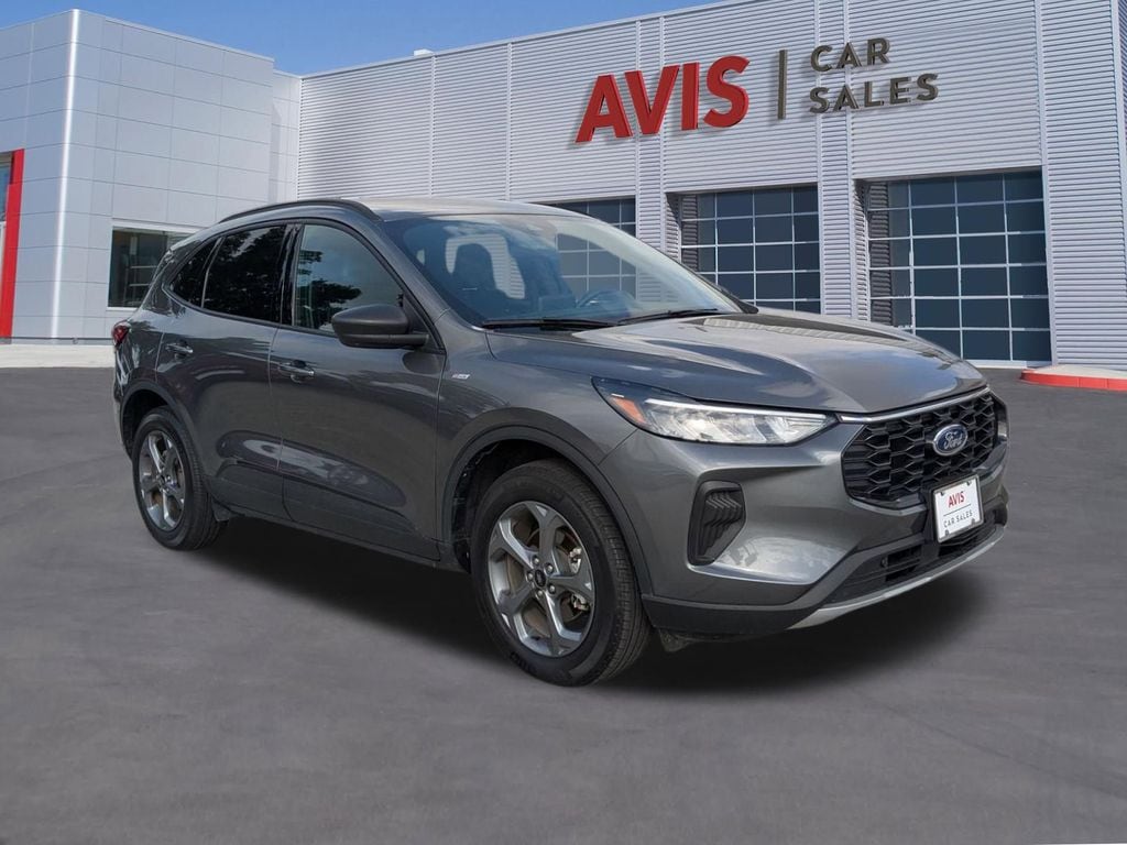 Thumbnail: 2025 Ford Escape - 3