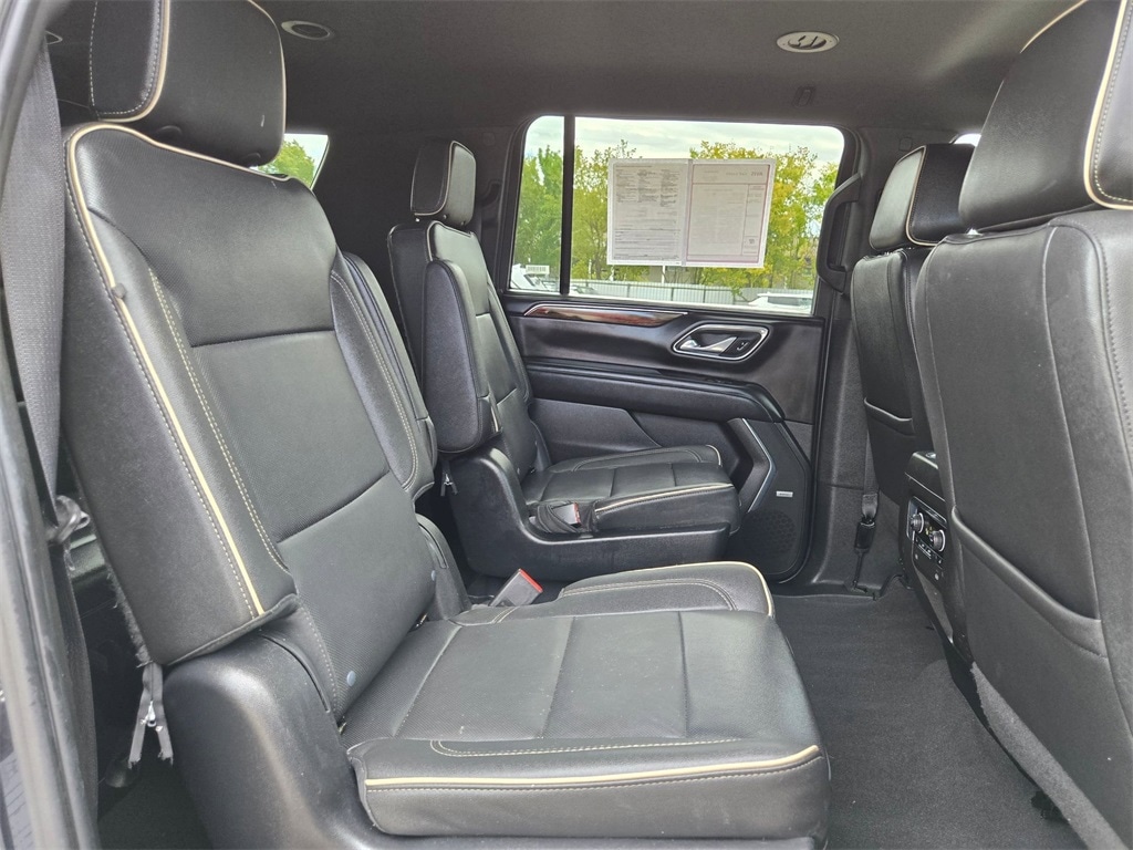 Thumbnail: 2023 Chevrolet Suburban - 23