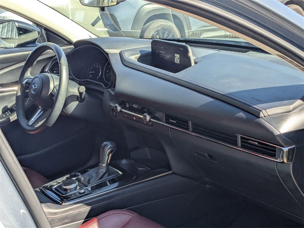 Thumbnail: 2025 Mazda CX-30 - 32